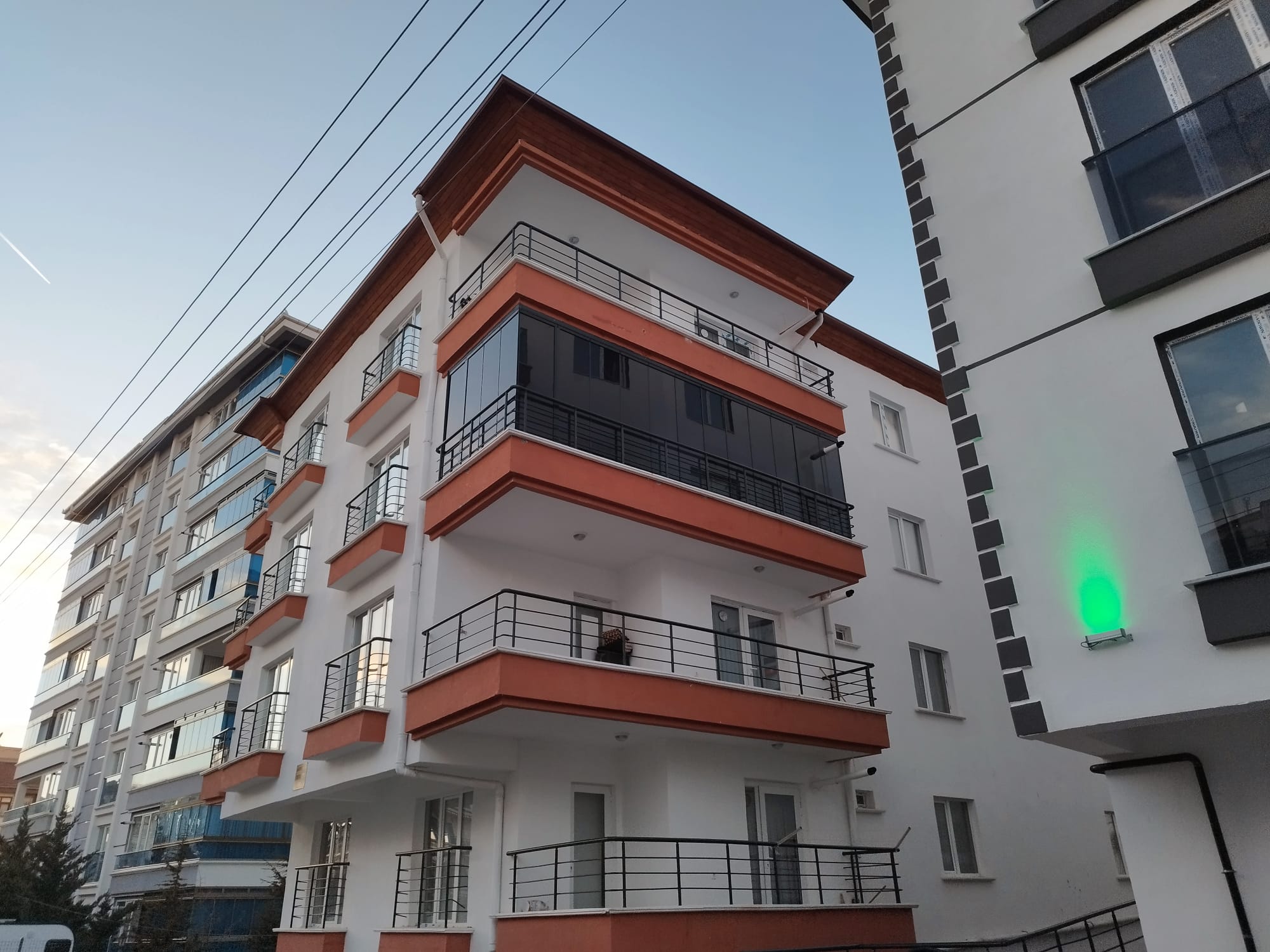 Mova Cam Balkon Sistemleri